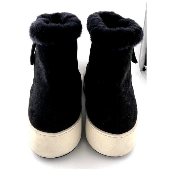 NWOB Aquatalia Alison Black Suede Zipper Bootie Boot Size 9.5M - Picture 5 of 7